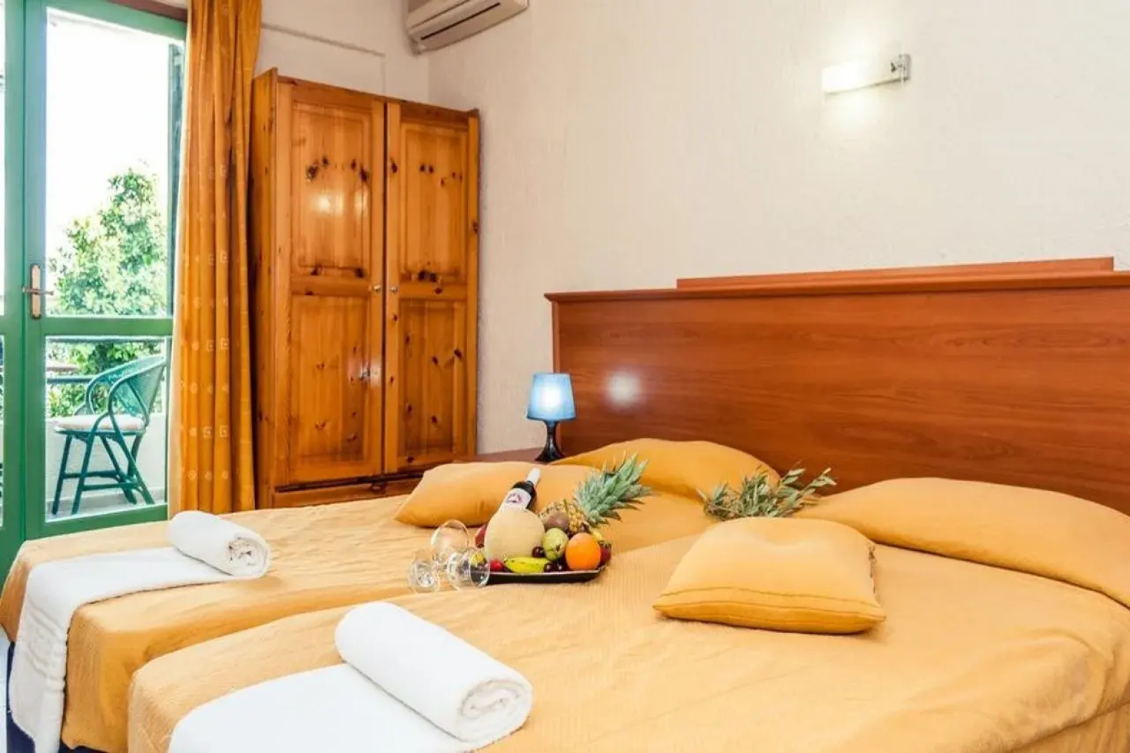 Elounda Olive Garden Apts & Studios