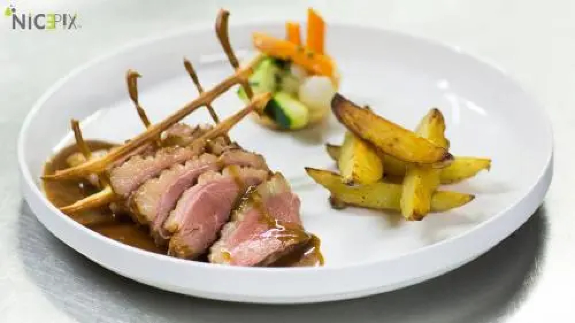 Aux Berges de la Bel