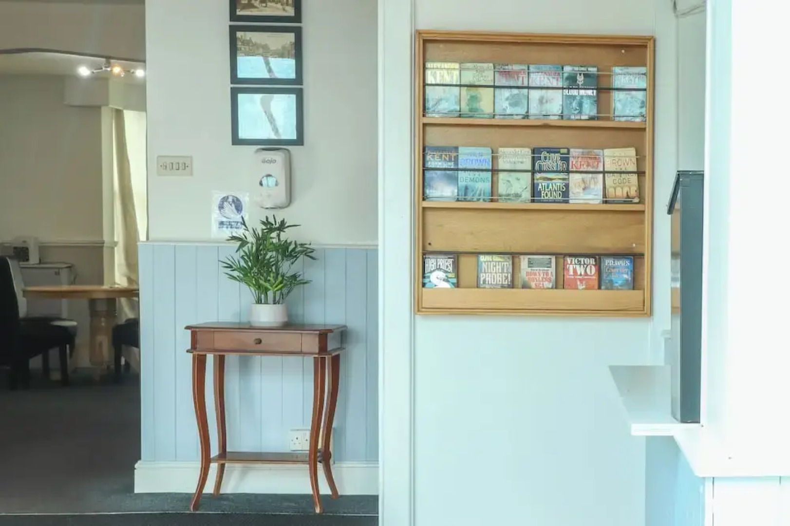 OYO Meadows Way Guest House