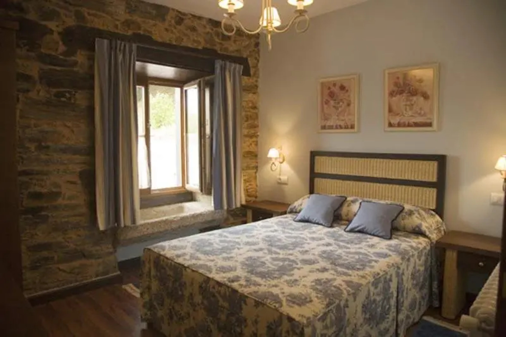 Apartamentos Turisticos A Estacion