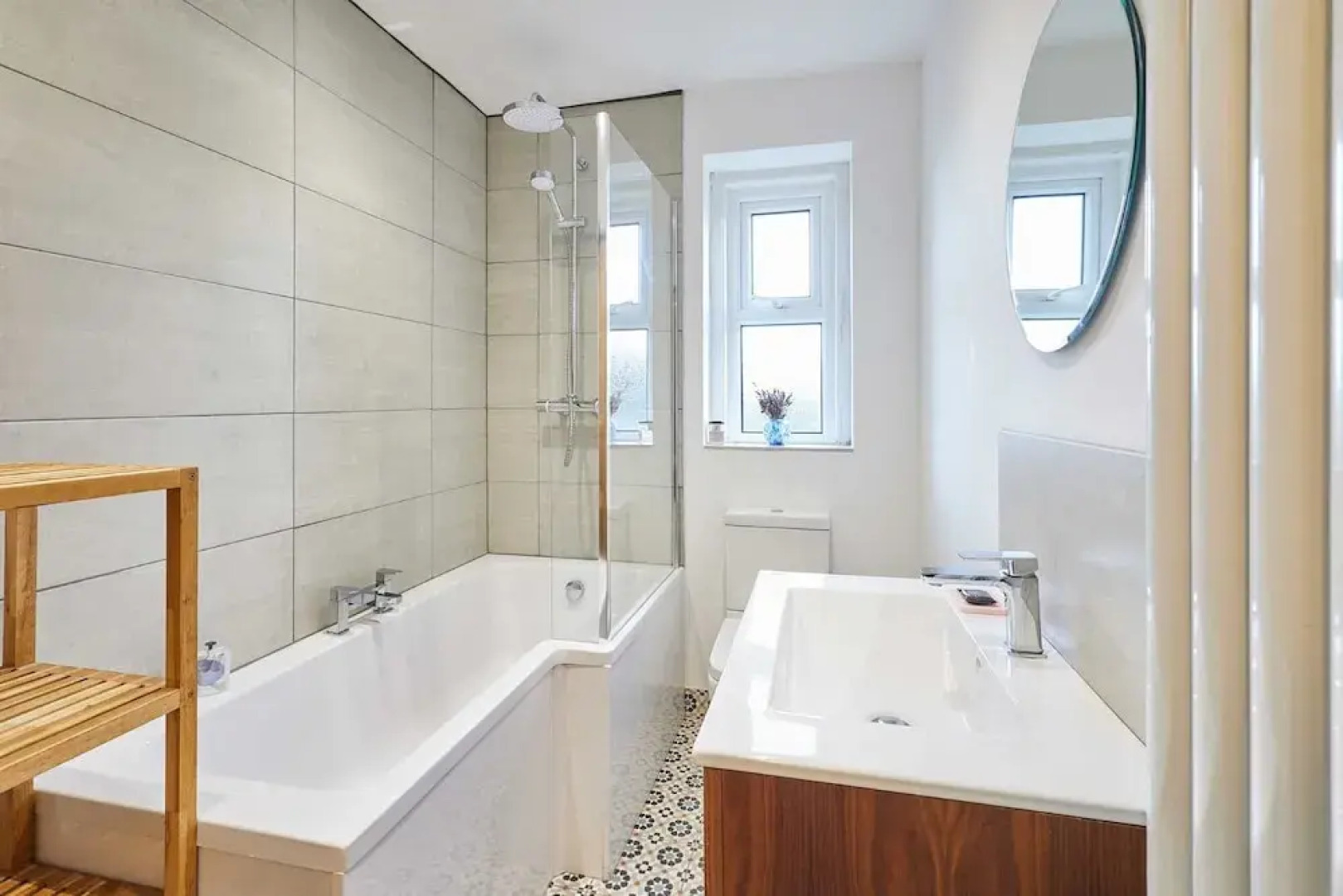 Host Stay Cheviot Street