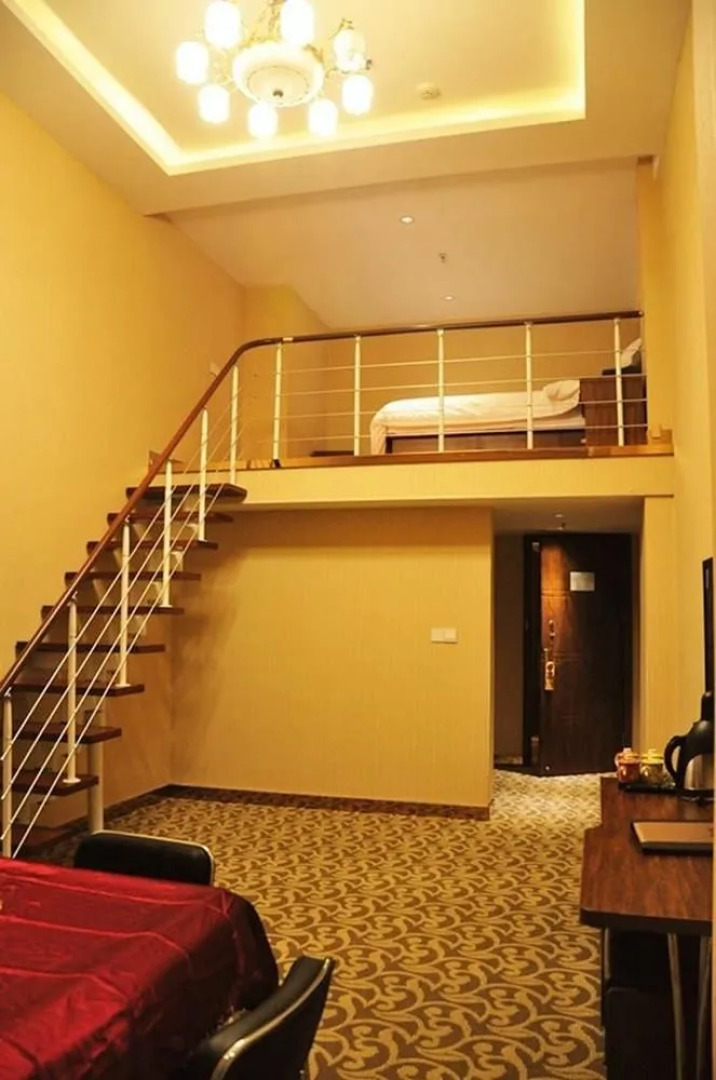 Hualian Business Hotel