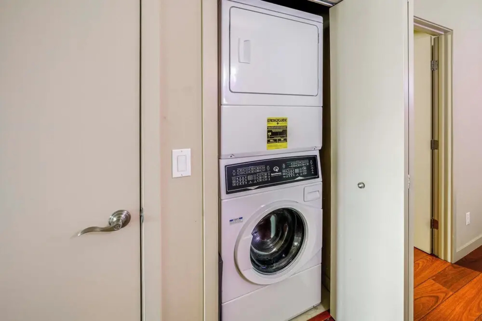 Steps to Lake Chelan: Condo w/ Resort Amenities!