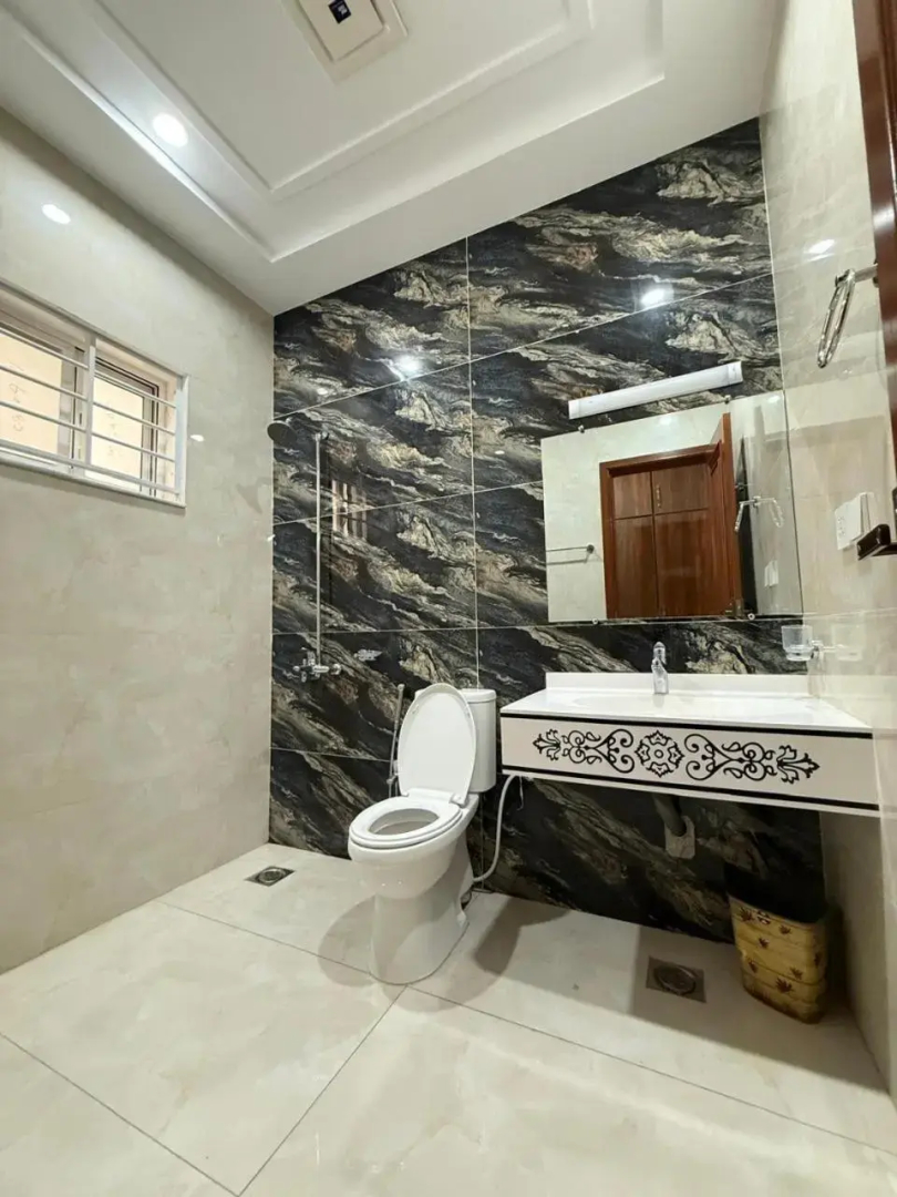 Delano Guest House