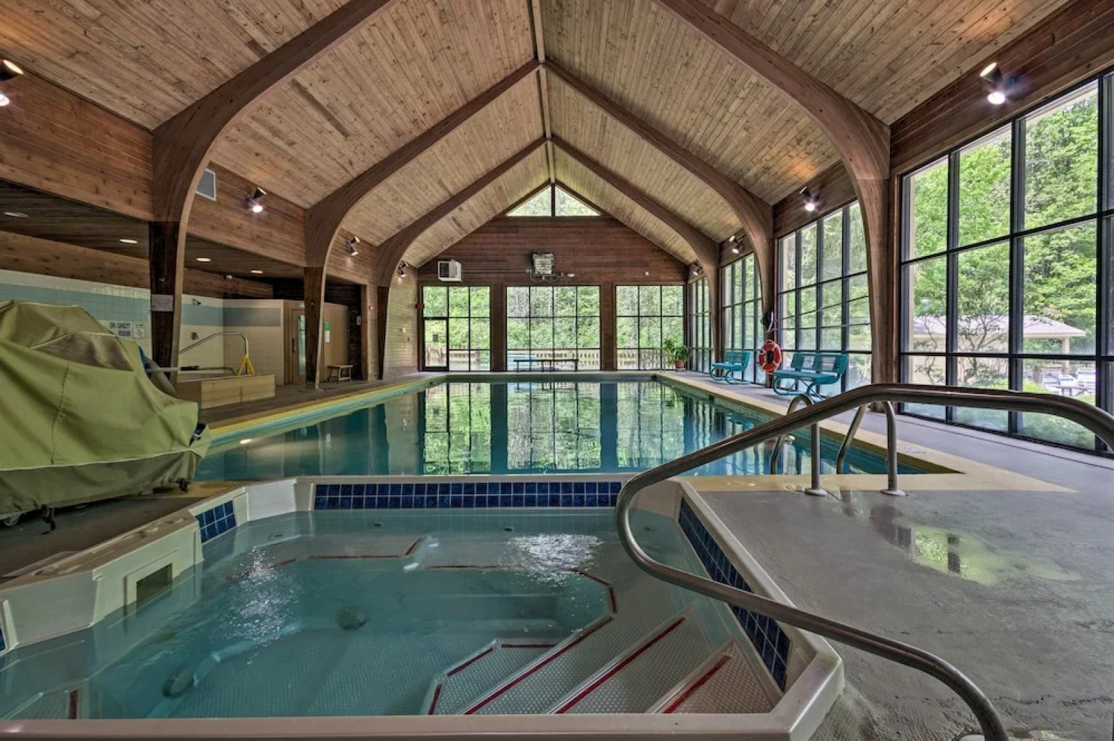 Sapphire Valley Cabin w/ Private Mountain Views!