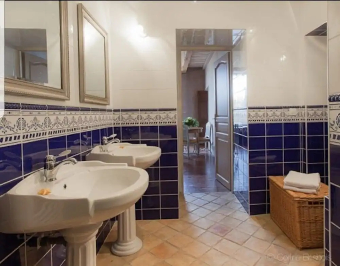 Hotel Coté Cour Chambres dhotes