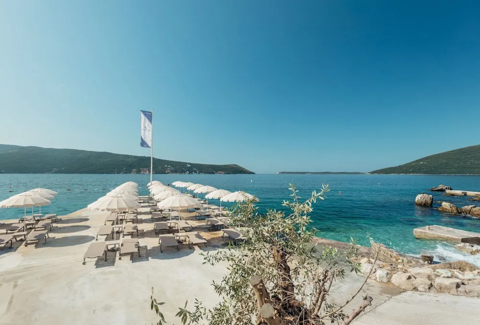 Hotel Perla - Annexes