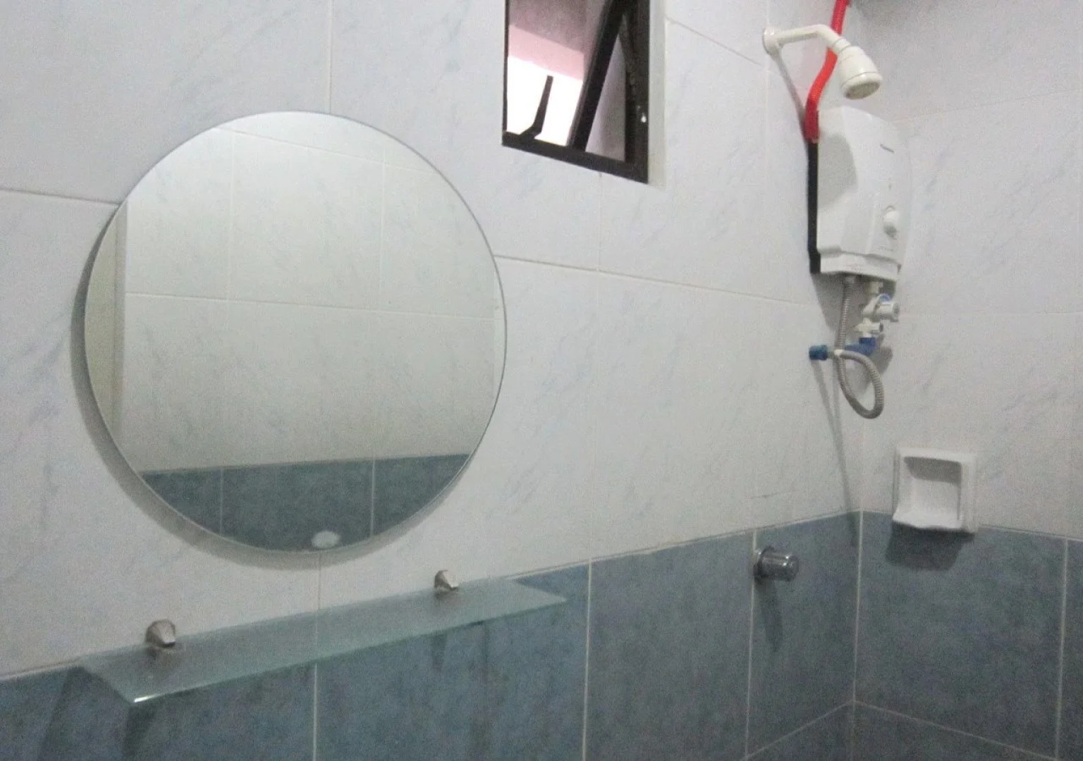 Iloilo Budget Inn - Valeria