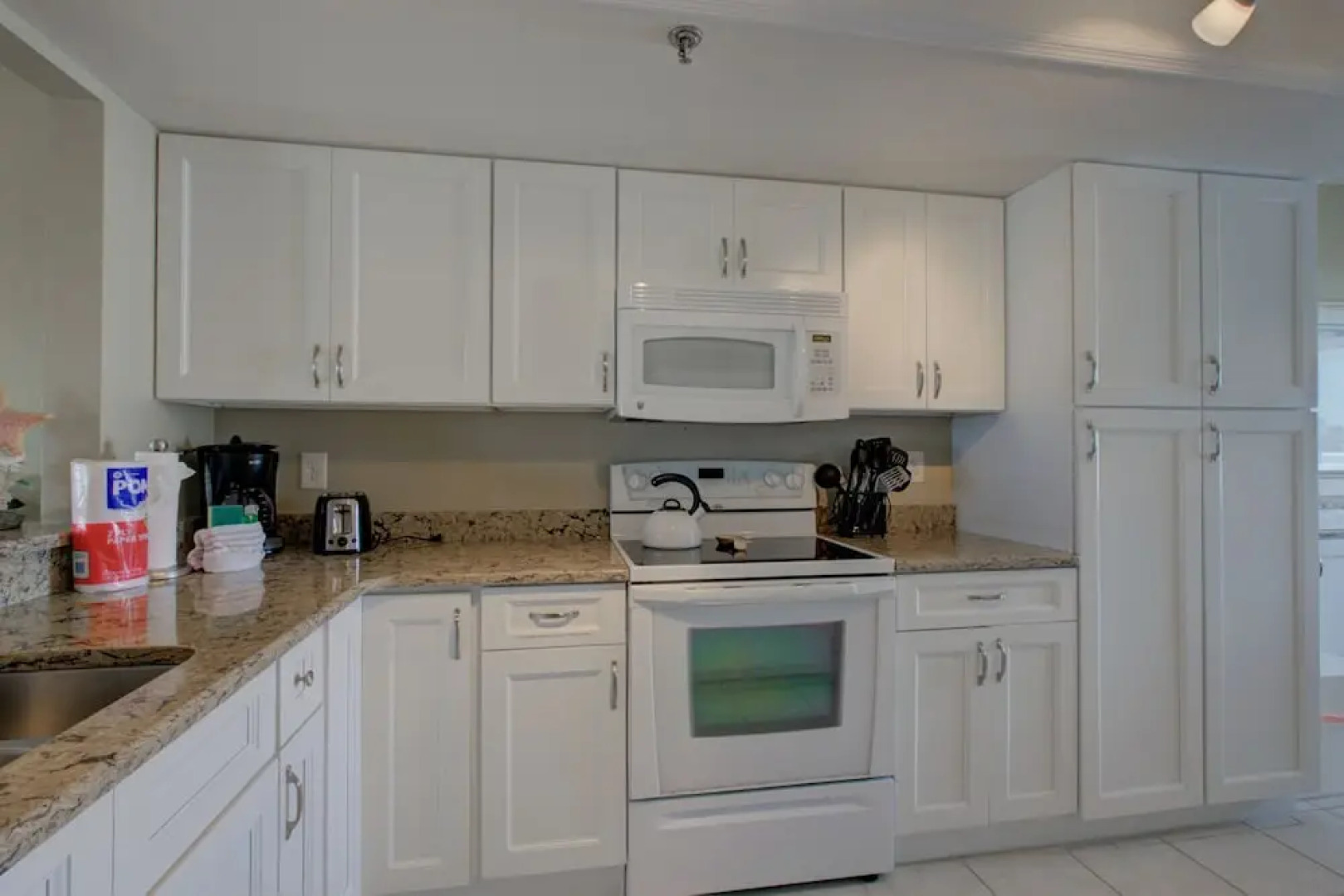 Beach Sands A 203 by Anna Maria