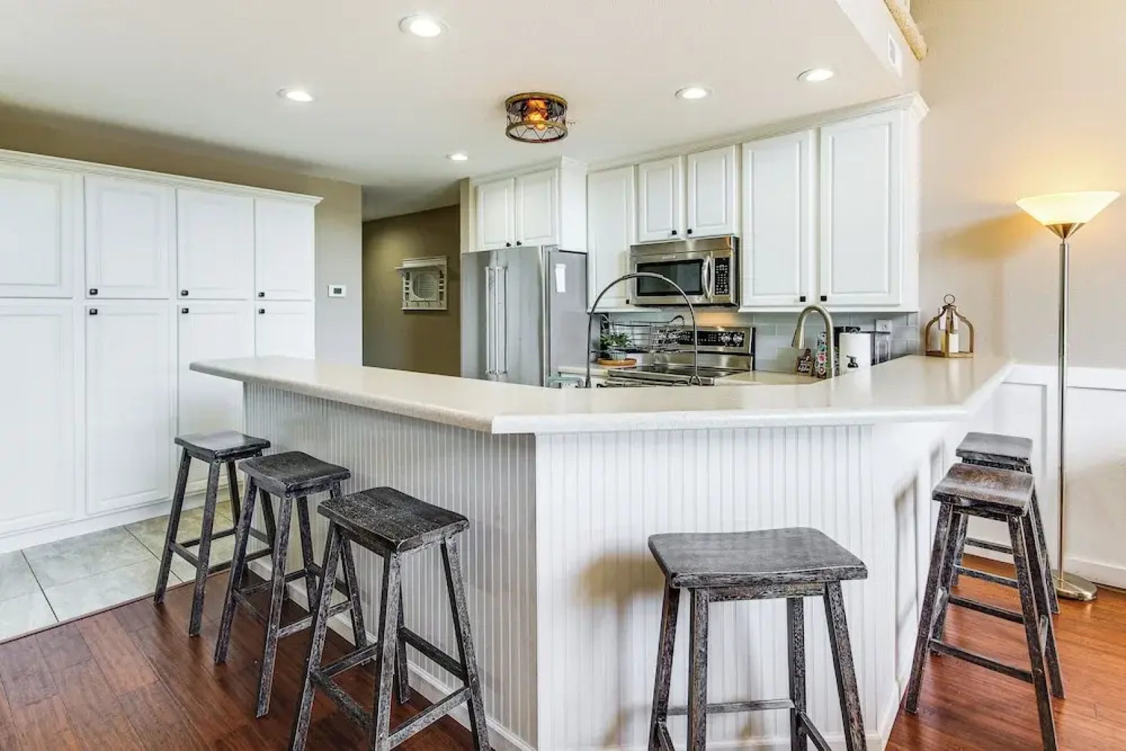 On-site Lake of the Ozarks Access: Camdenton Condo
