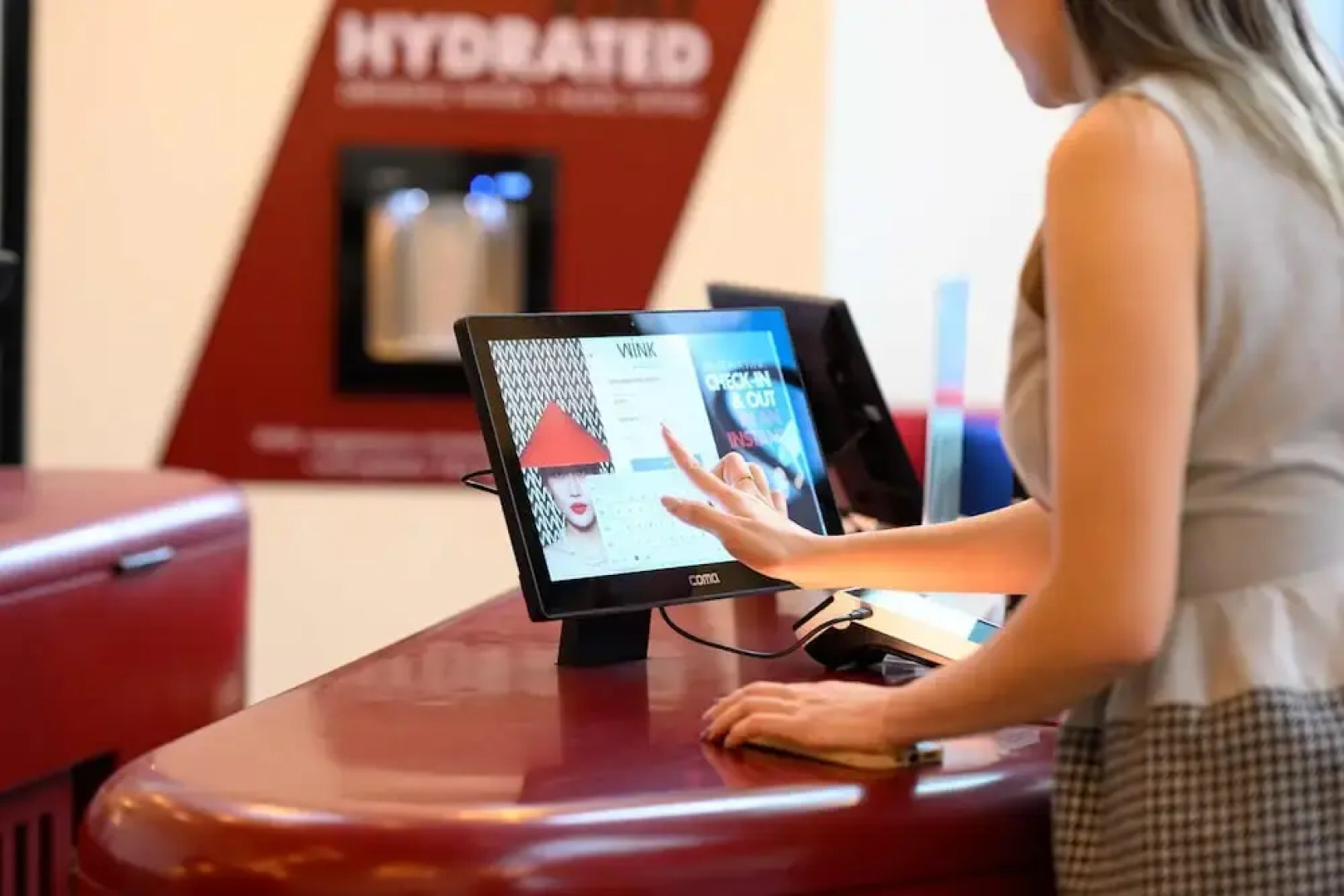 Wink Hotel Tuy Hoa Beach - 24hrs stay & Rooftop Pool Bar