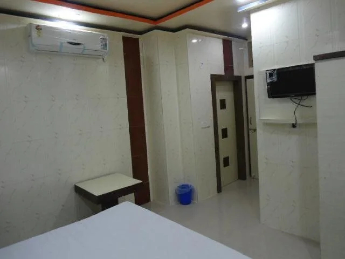 Krish Paradise Hotel