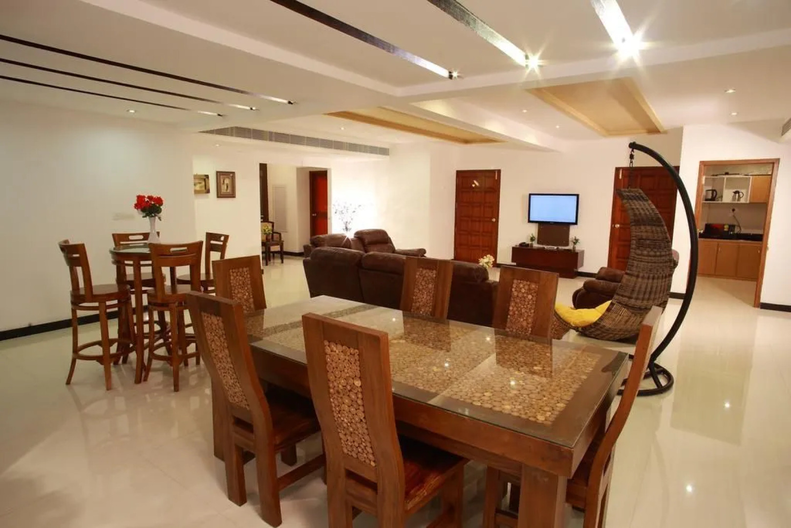 Phils Residency & Banquets