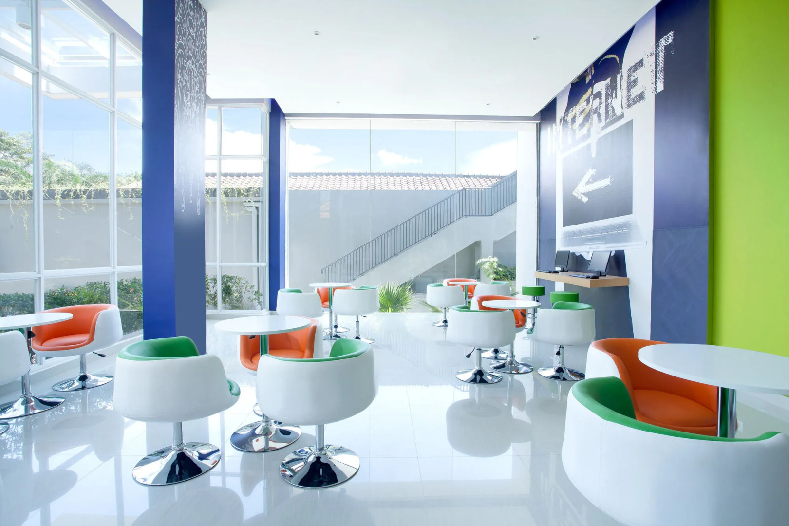 Ibis Budget Semarang Tendean