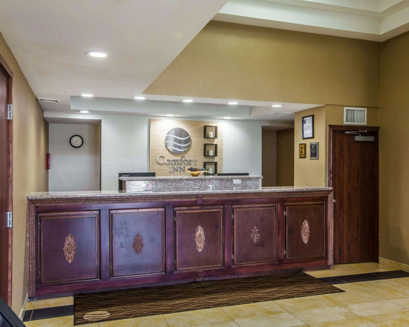 Comfort Inn Manchester Airport