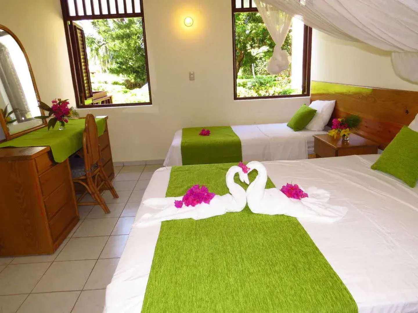 El Pelicano Apart-Hotel