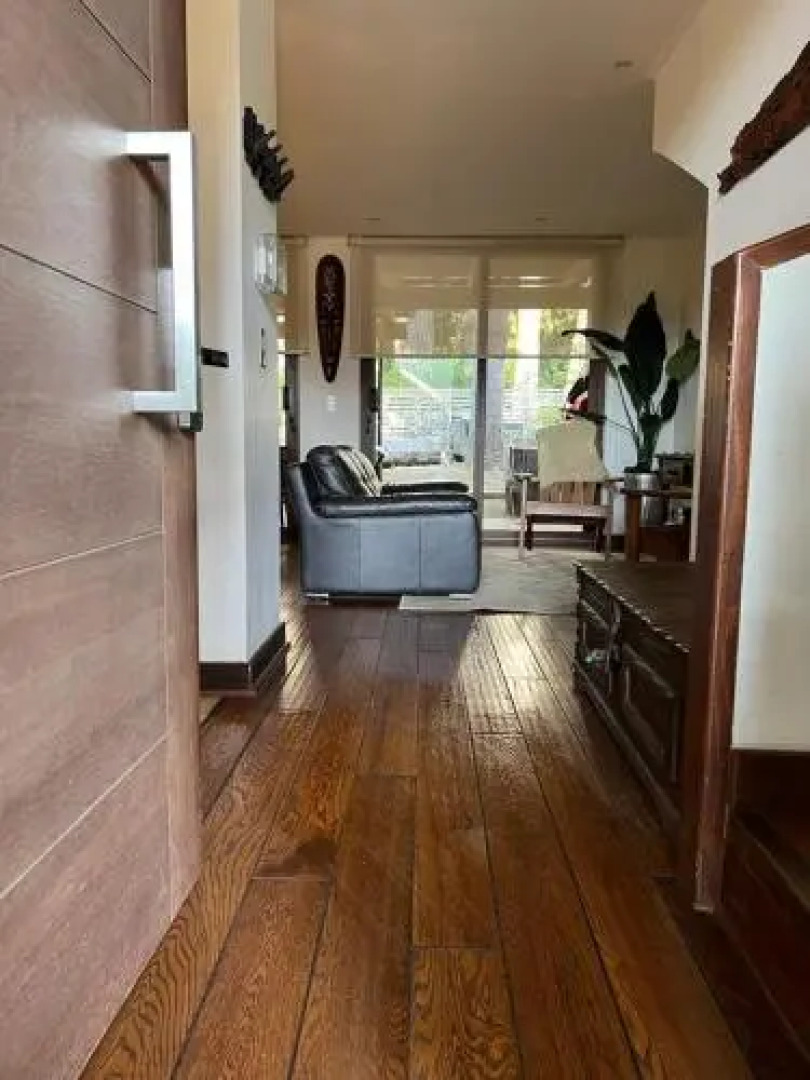 Pucon House - Lake & Volcano