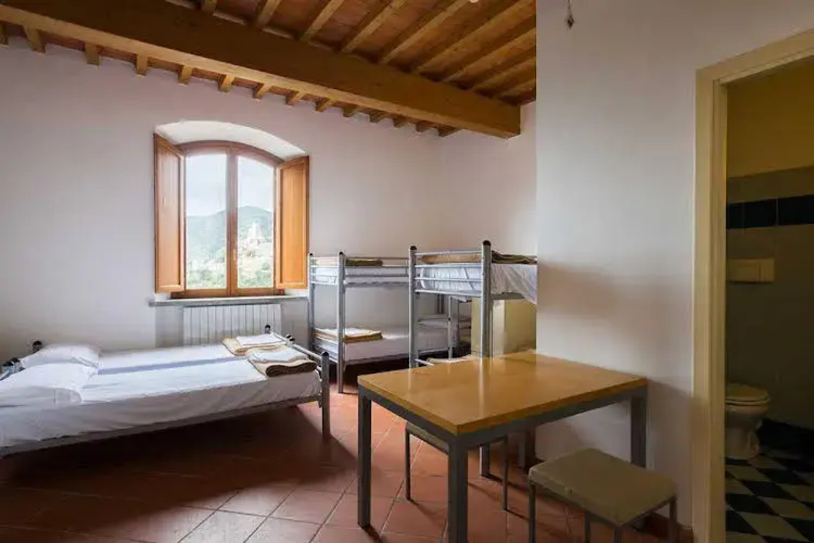 Student's Hostel Gowett - Toscana - Livorno