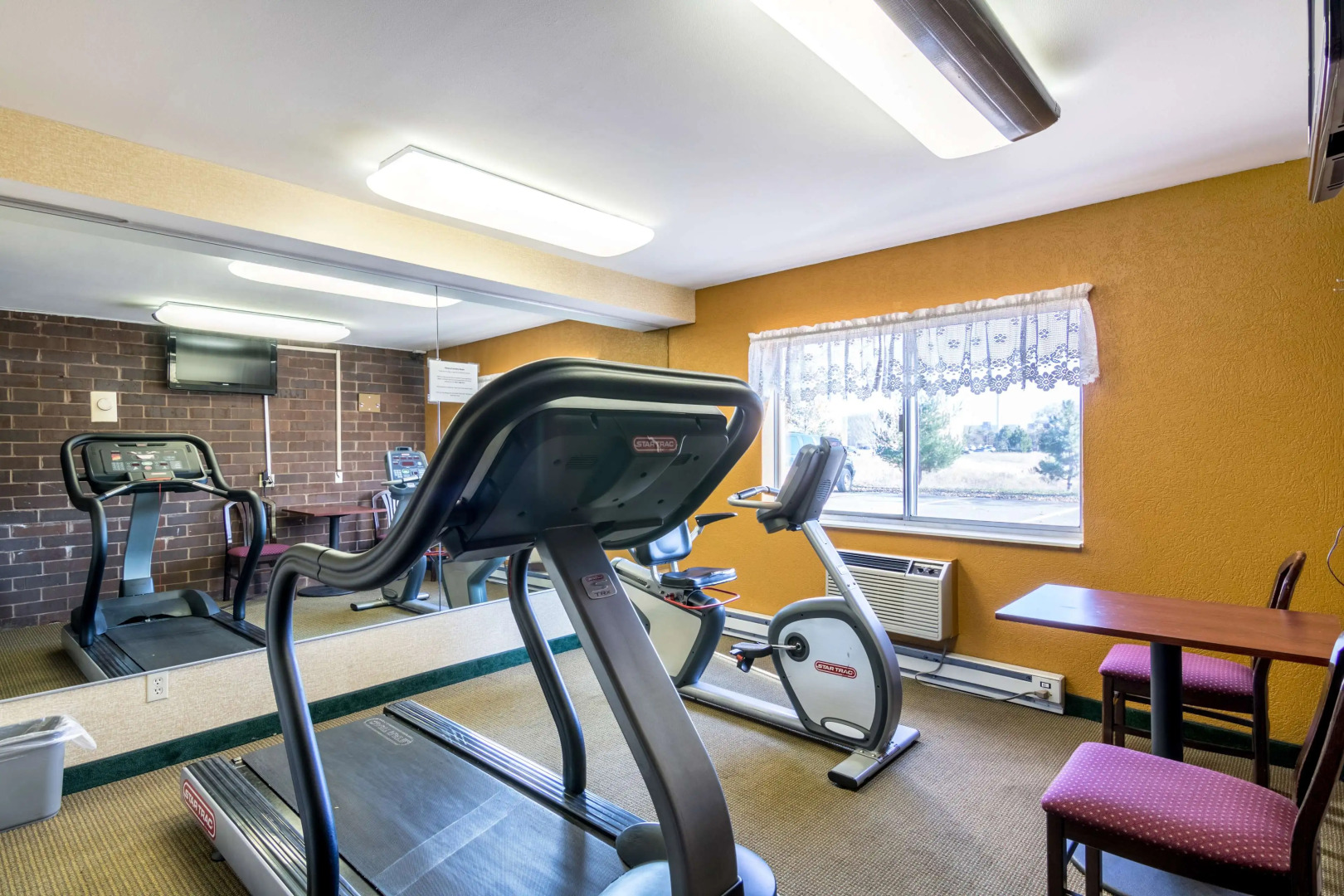 Motel 6 Eau Claire, WI