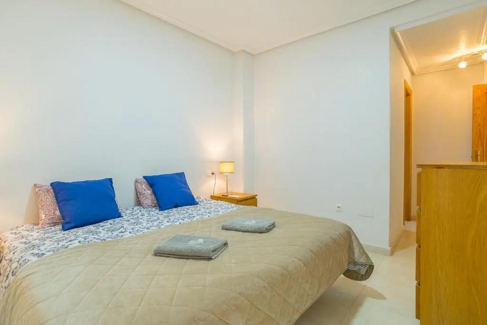 2 bedroom 2 Bathroom Entire Apartment in Rojales with Pool