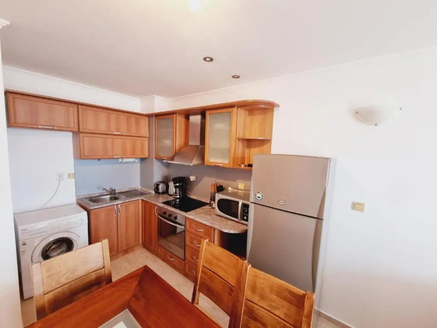 DIAMOND Apart Complex