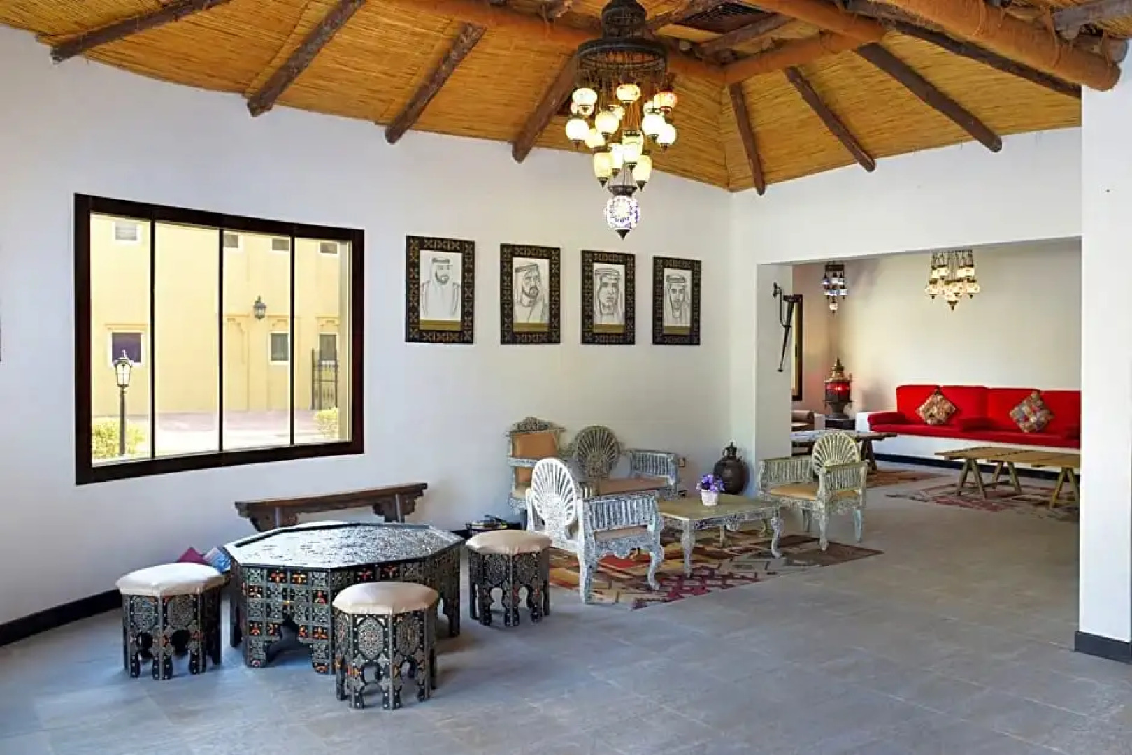 Отель Al Hamra Residence & Village