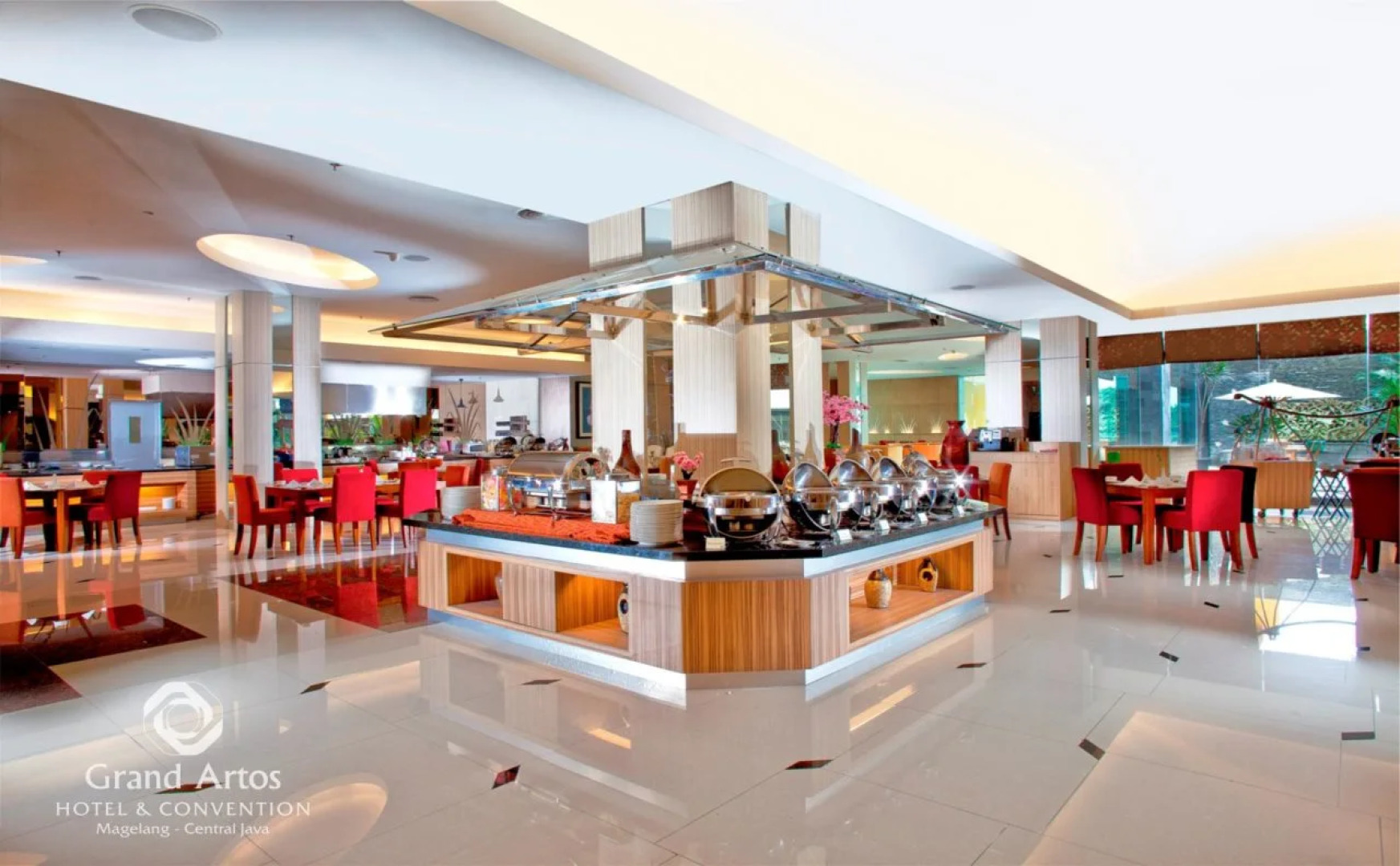 Grand Artos Aerowisata Hotel & Convention