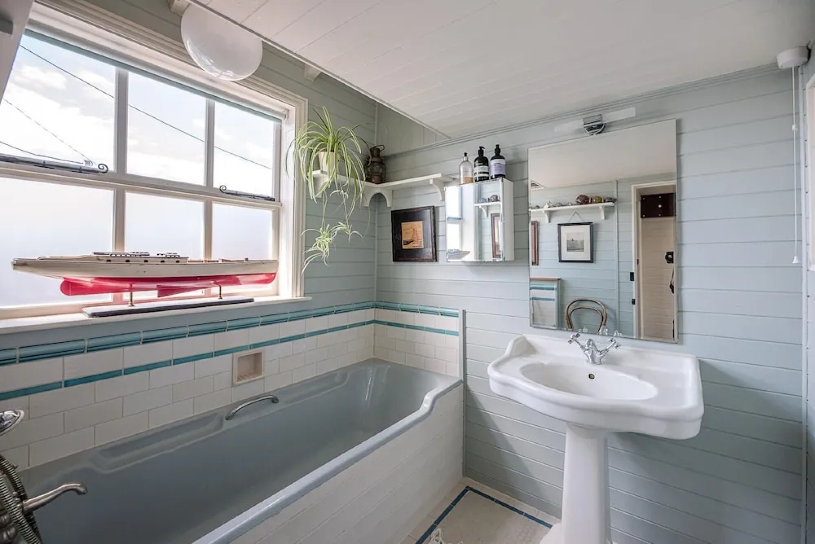 The Boathouse, Felixstowe Ferry