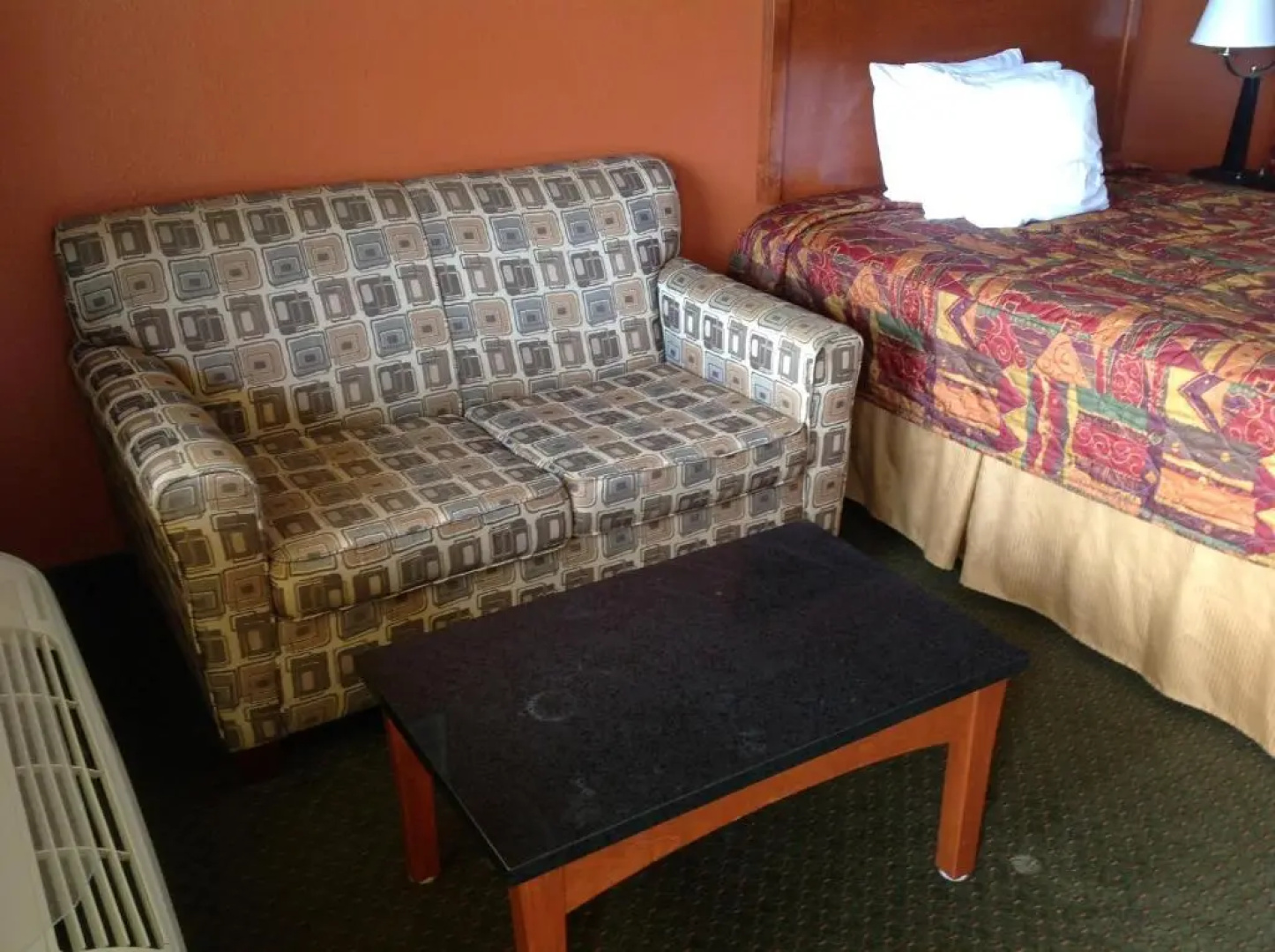 Budgetel Inn & Suites