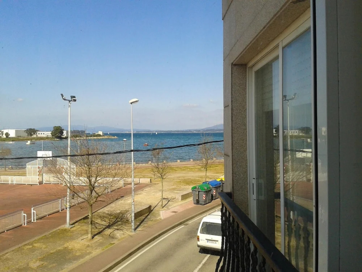 Apartment With one Bedroom in El Grove, With Wonderful sea View - Near the Beach
