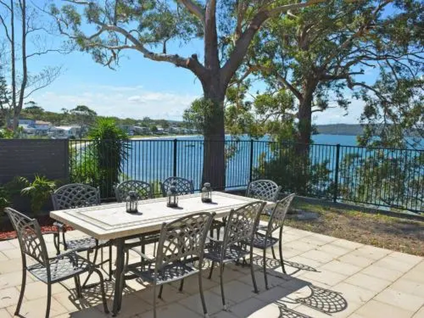 Wanda Magic' 19 Randall Drive - Beautiful Water Front House