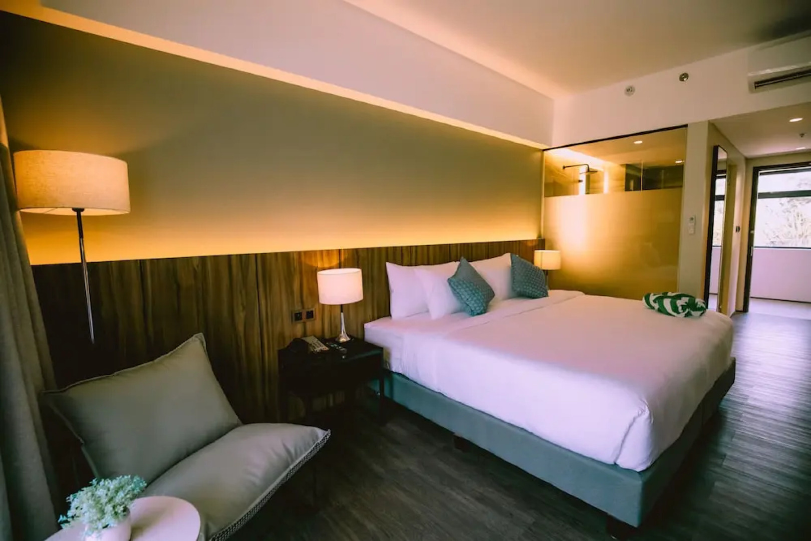 The Maximilian Hotel