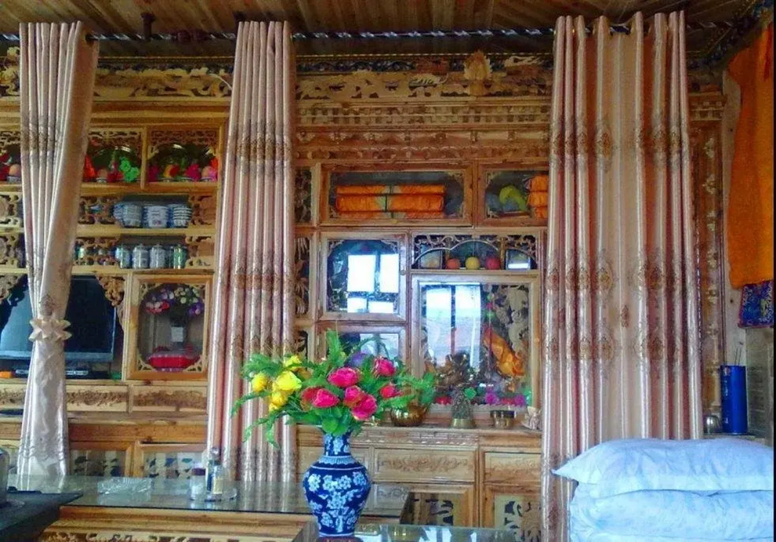 Xiahe Yangzong Hostel