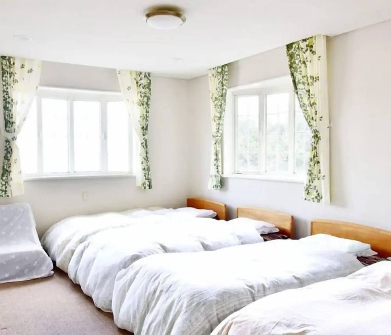 Goishigahama House