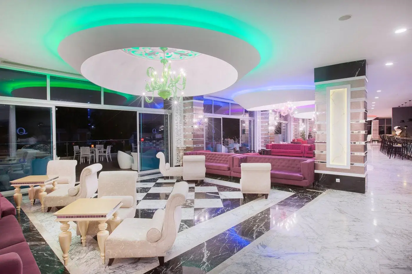 Отель Q Premium Resort