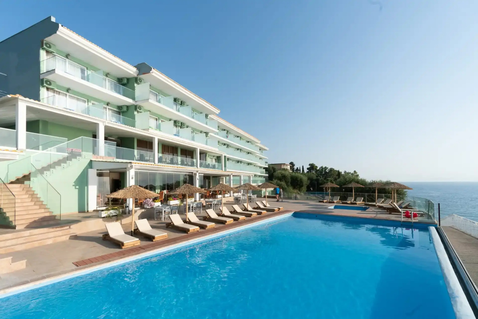 Отель Corfu Maris Bellos