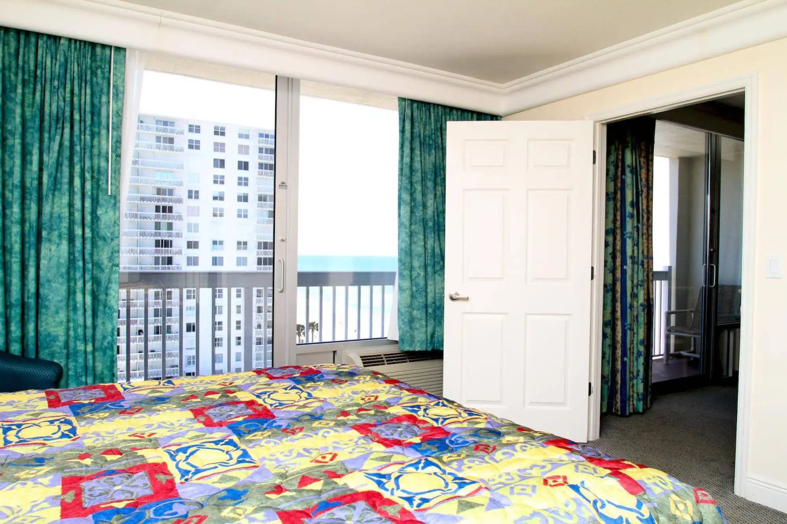 Daytona Beach Vacation By Elbahtiti Intl Inc