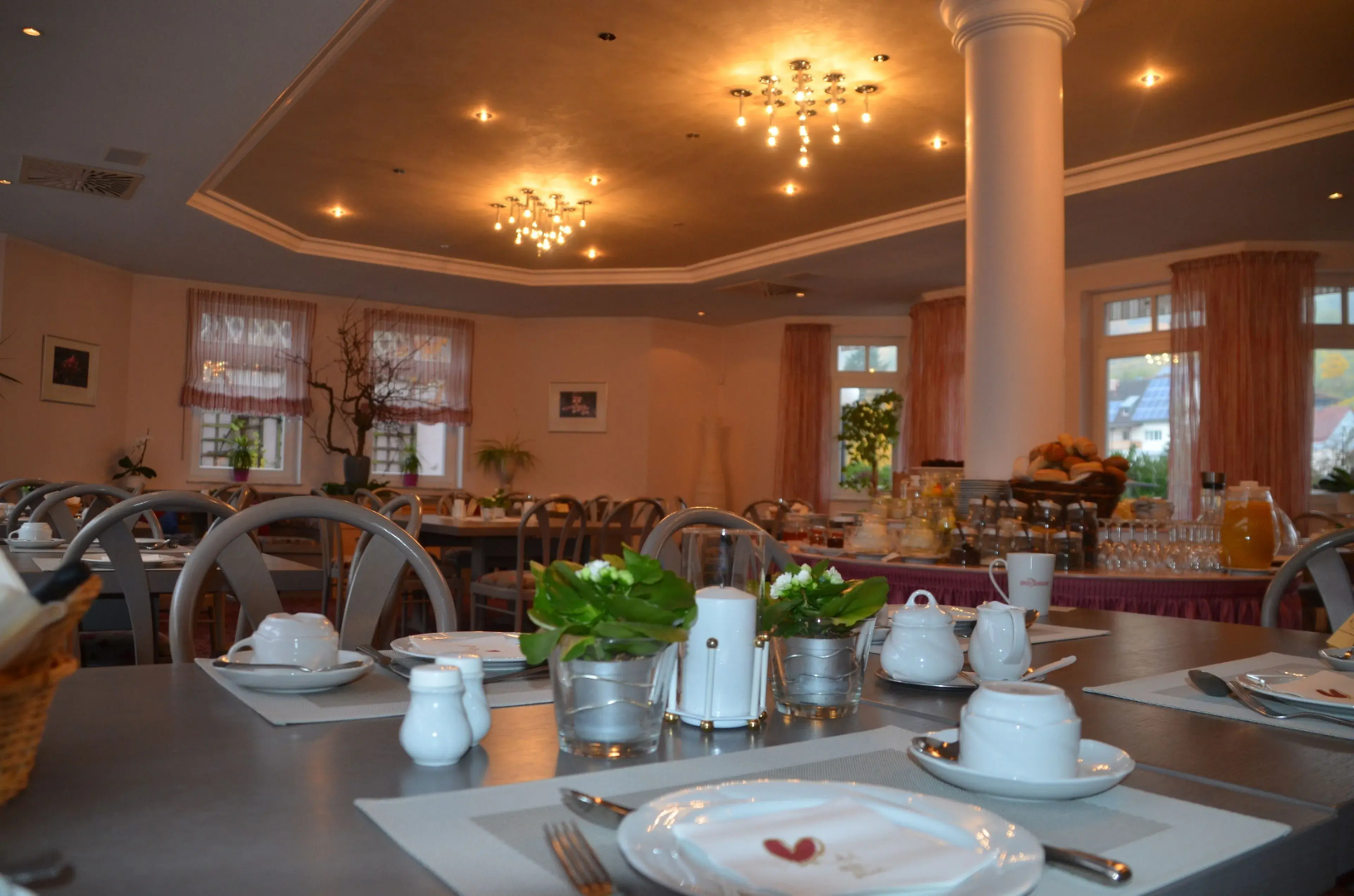 Hotel & Restaurant Castell