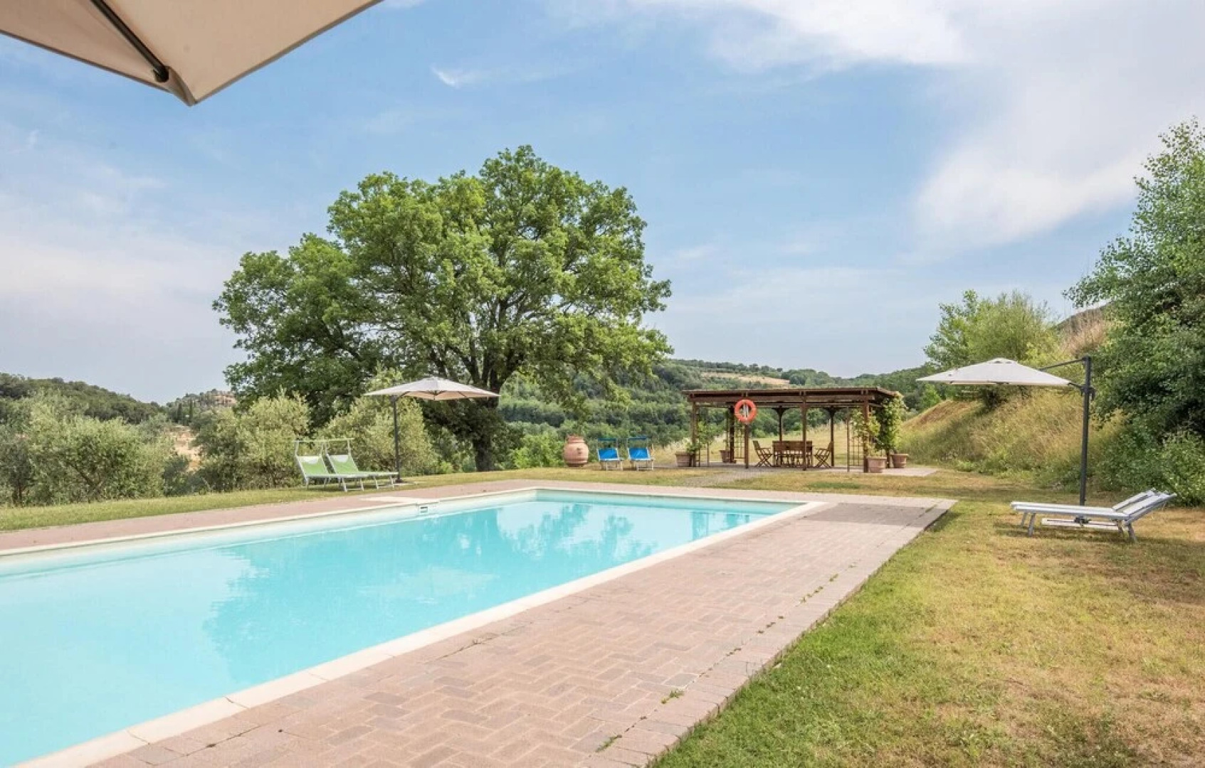 Awesome Apartment in Castelmuzio With 2 Bedrooms, Wifi and Outdoor Swimming Pool