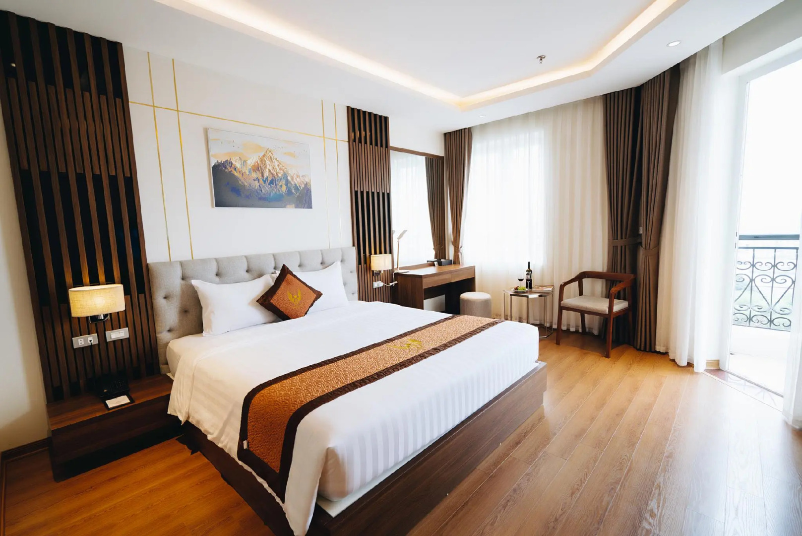 Manh Quan Luxury Hotel