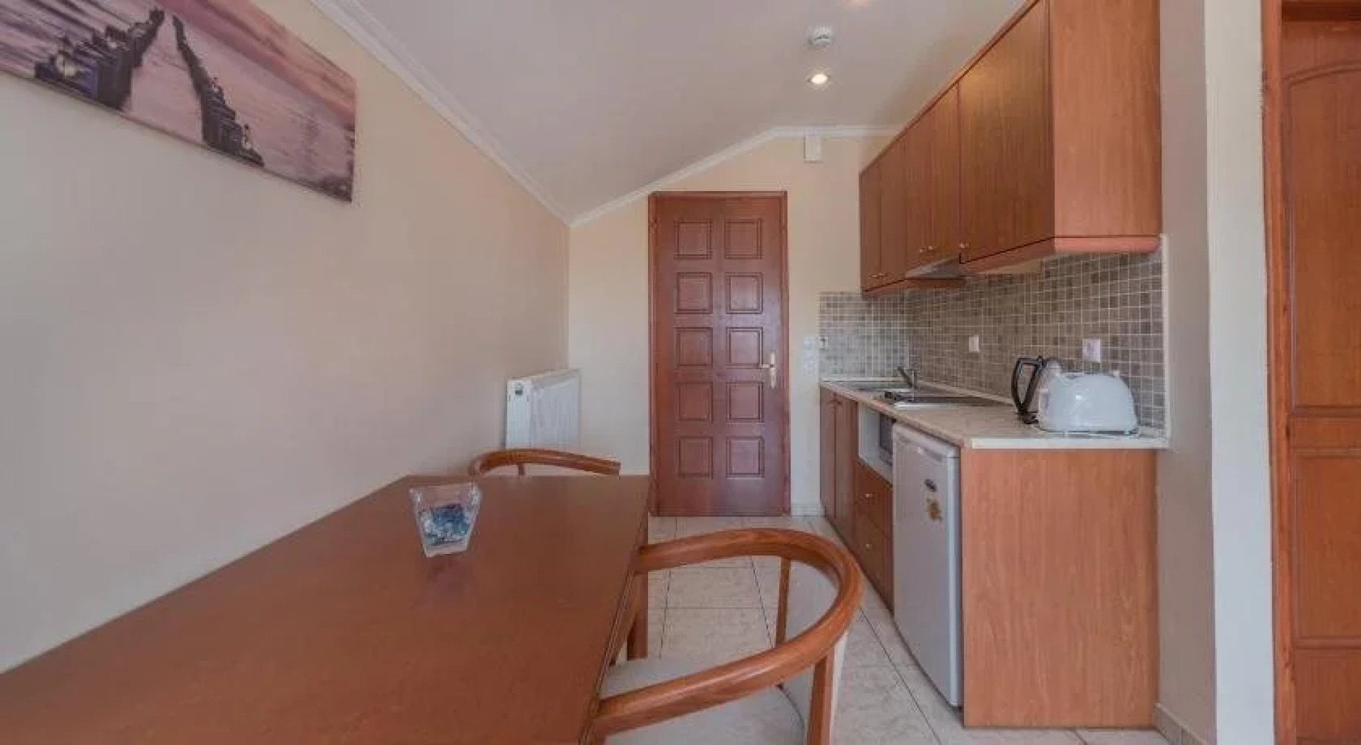 Oscar Villa & Studios