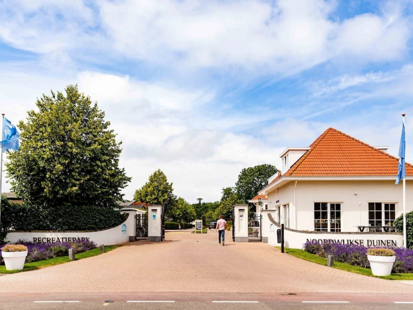 Well-kept Chalet With Wifi, in Noordwijk, sea at 2.5 km