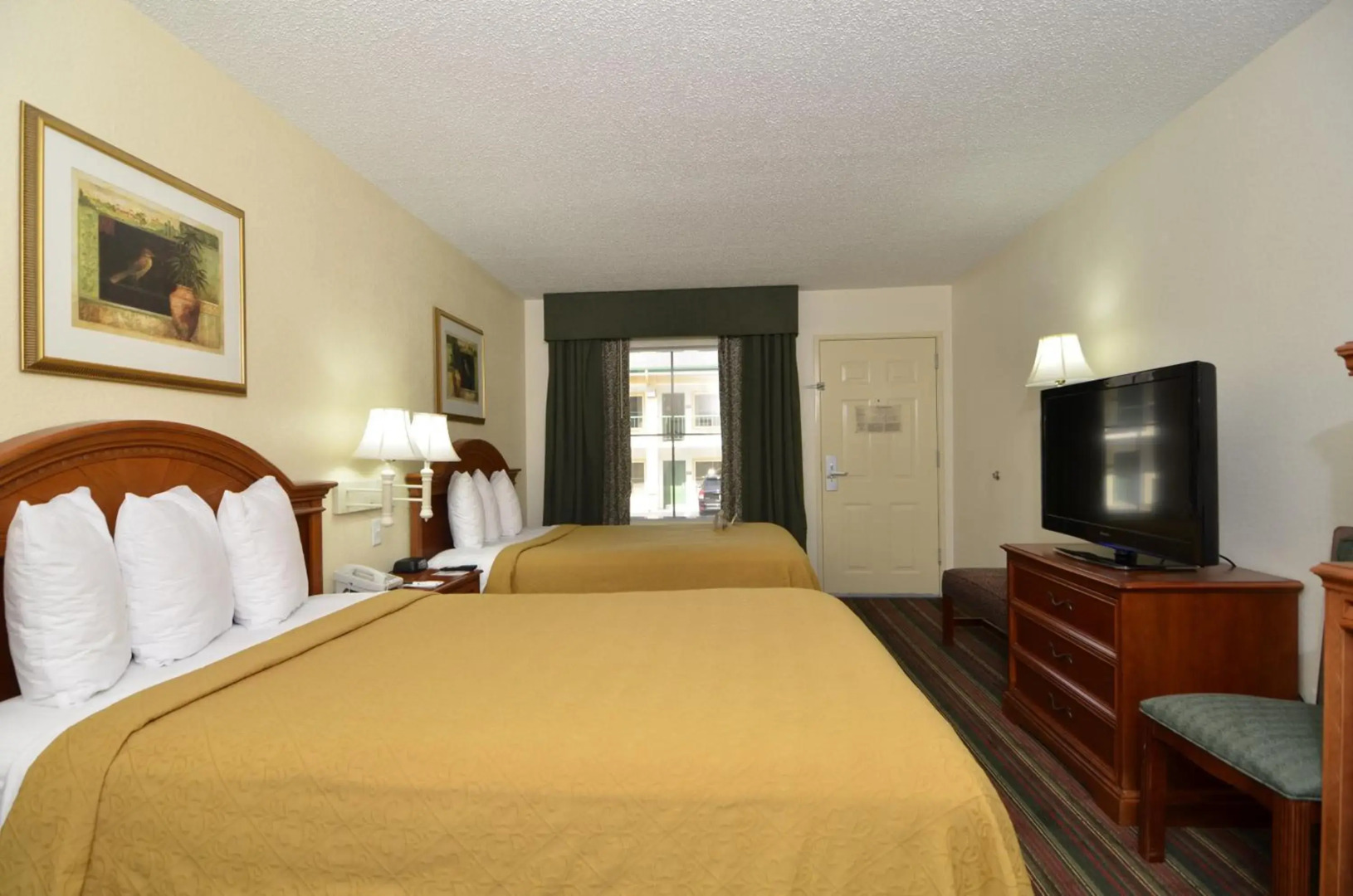Quality Inn & Suites Biltmore East