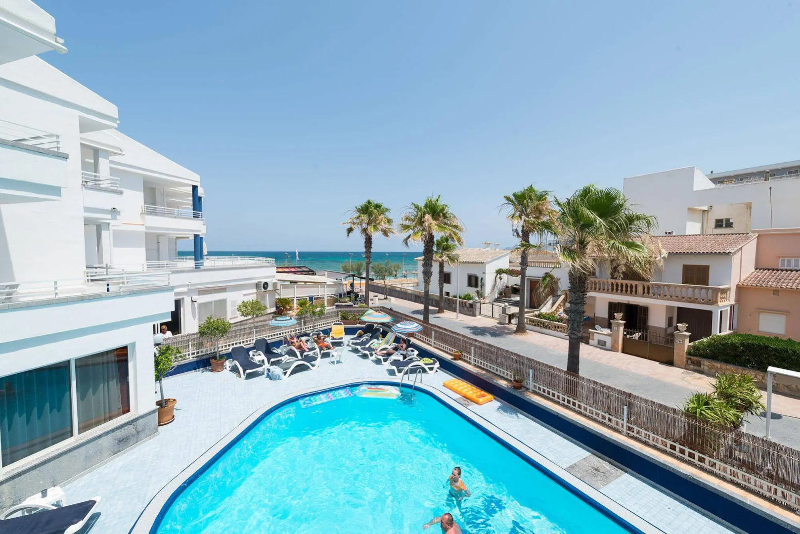 Apartamentos Ses Roquetes