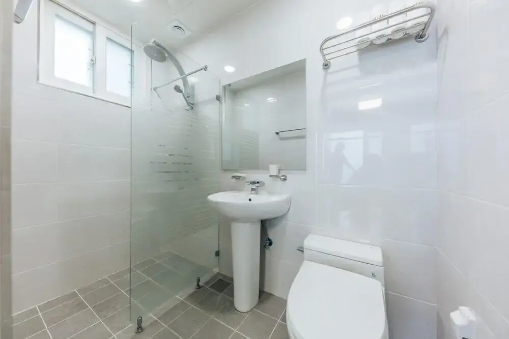 Hayanjip (Blue Road Town Pension