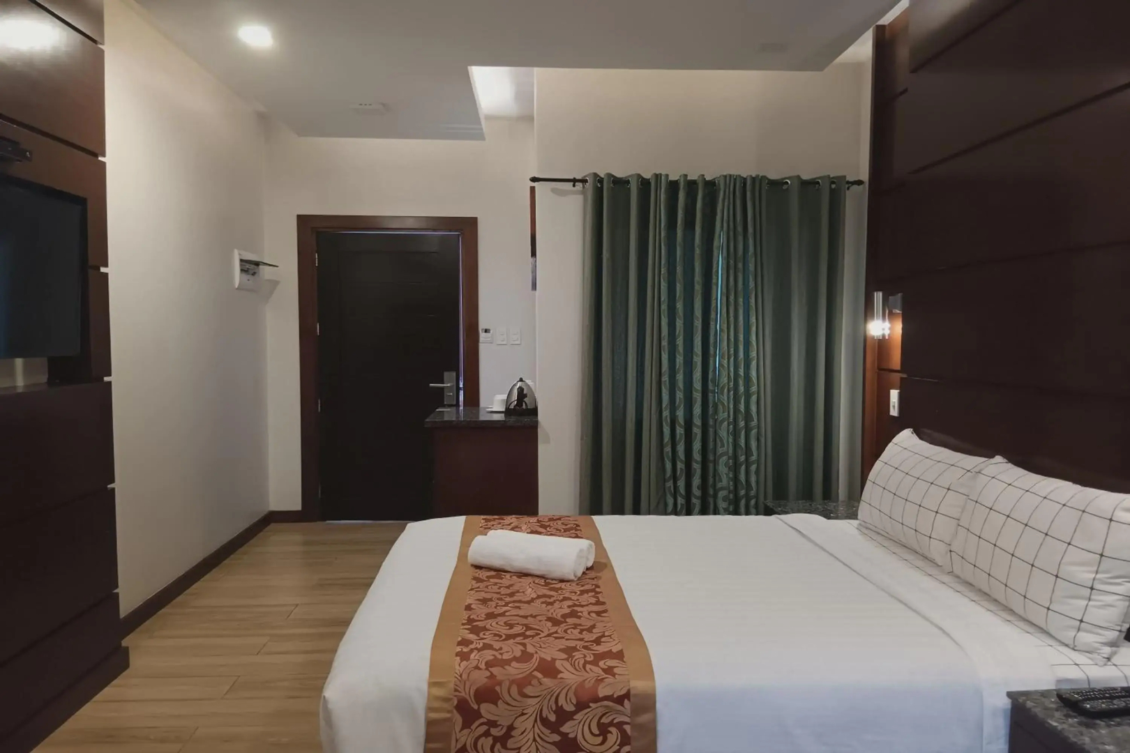 Jo Carter's Hotel and Suites Angeles City