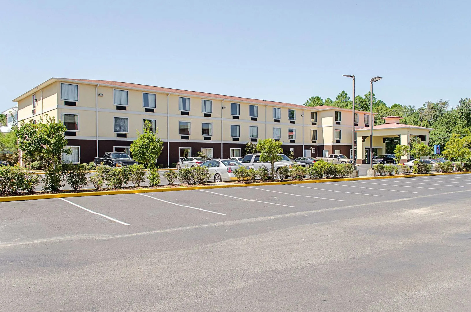 Quality Inn & Suites Biloxi - Ocean Springs