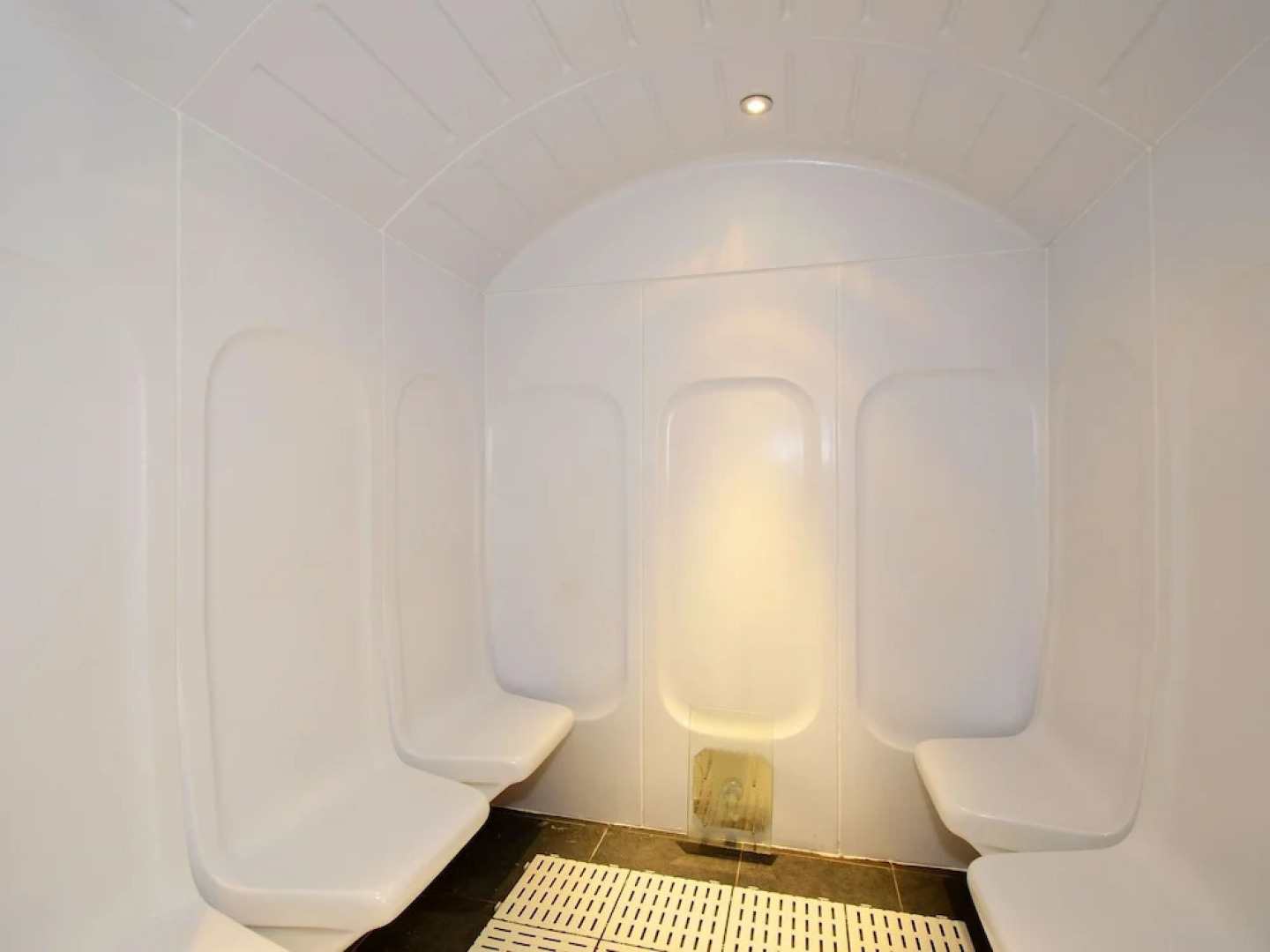 Alluring Apartment With a Dishwasher at 100 m. From the Slopes