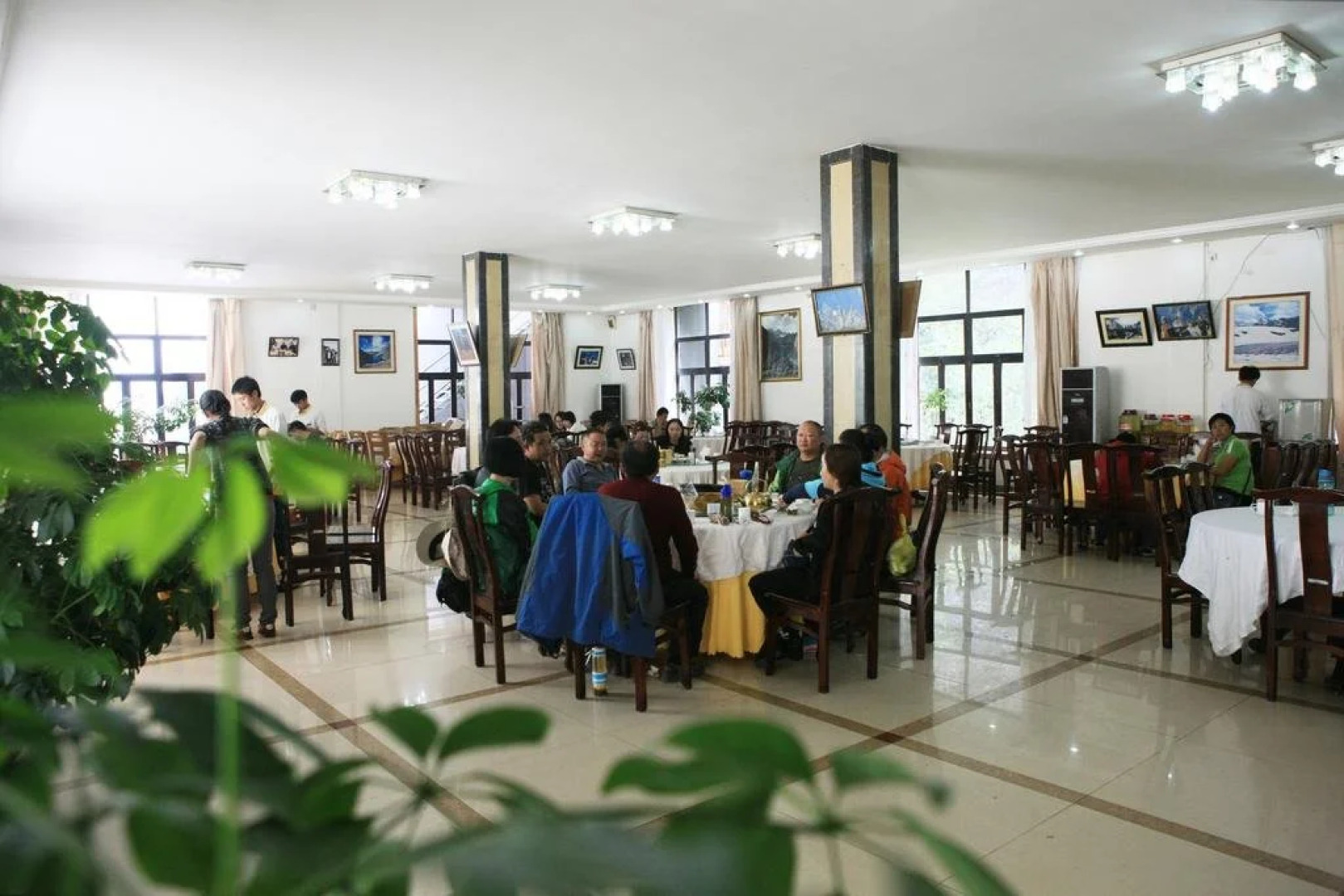 Shangri-La Balagezong Shuizhuang Hotel