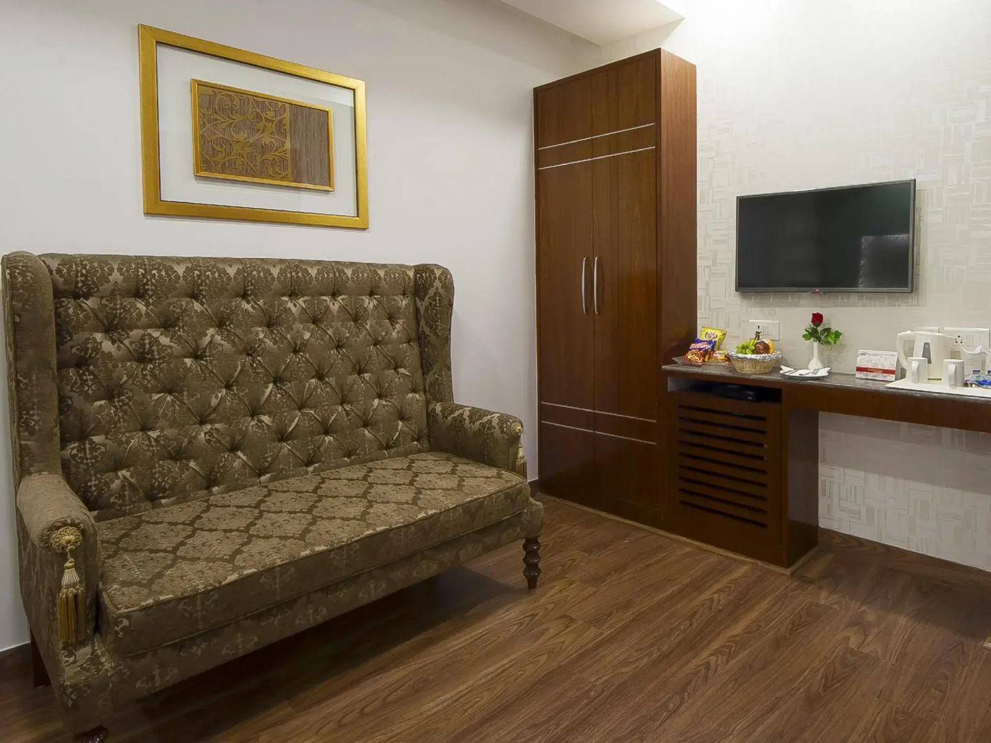 Hotel Swaran Palace